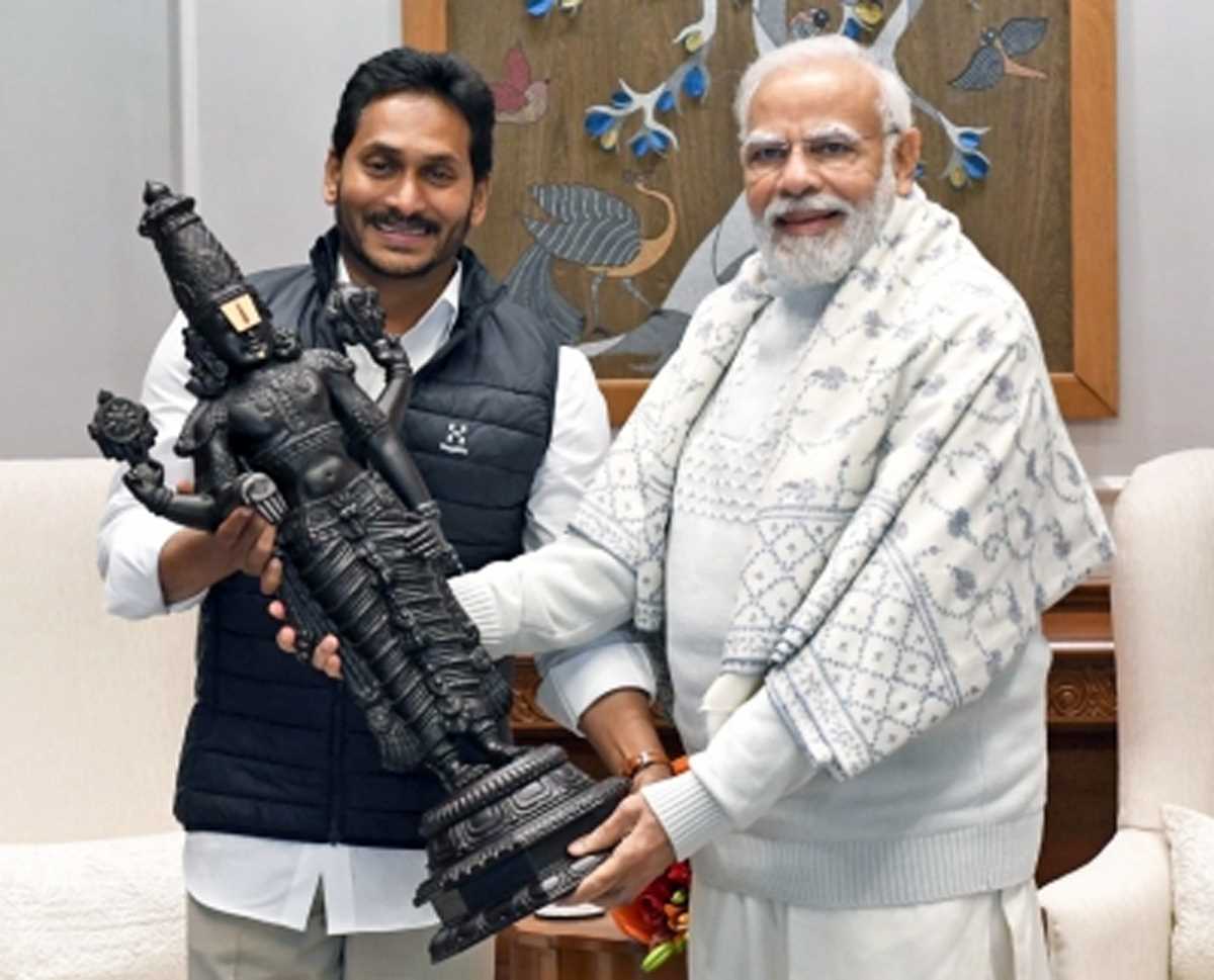 आंध्र के सीएम का पीएम से आग्रह, राज्य विभाजन के बाद के मुद्दों को हल करें